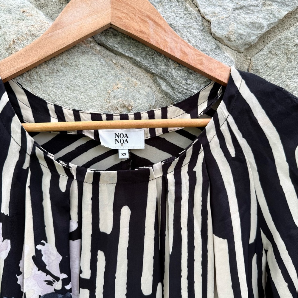 NOA NOA Silk Blend Striped Floral Pleated Shift Dress size XS - Picture 2 of 6